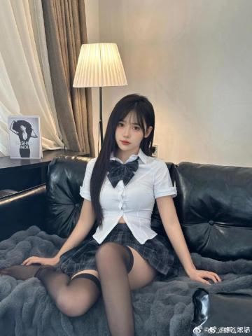 17.cAI短剧最新一集